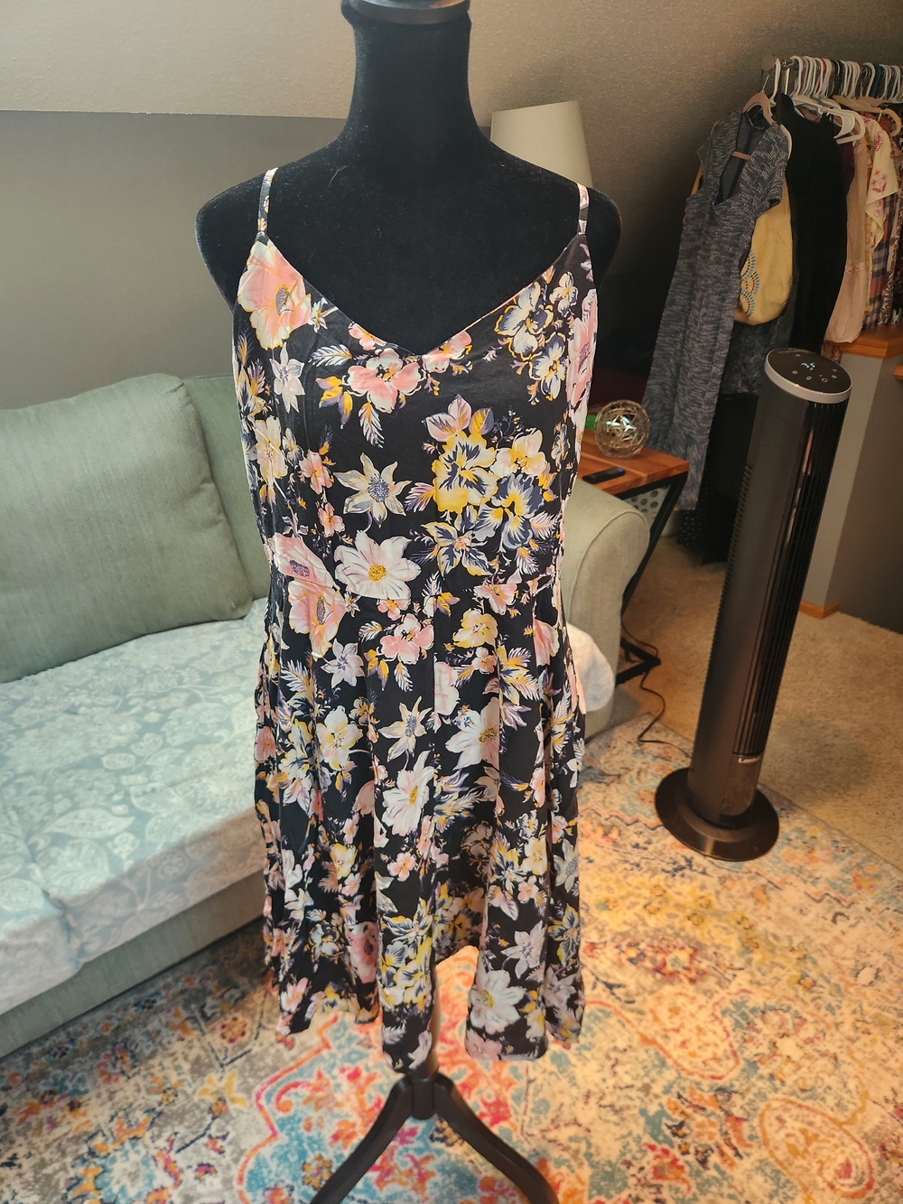 GAP Black Floral Dress with Pink and Yellow Accents Large Adorable!